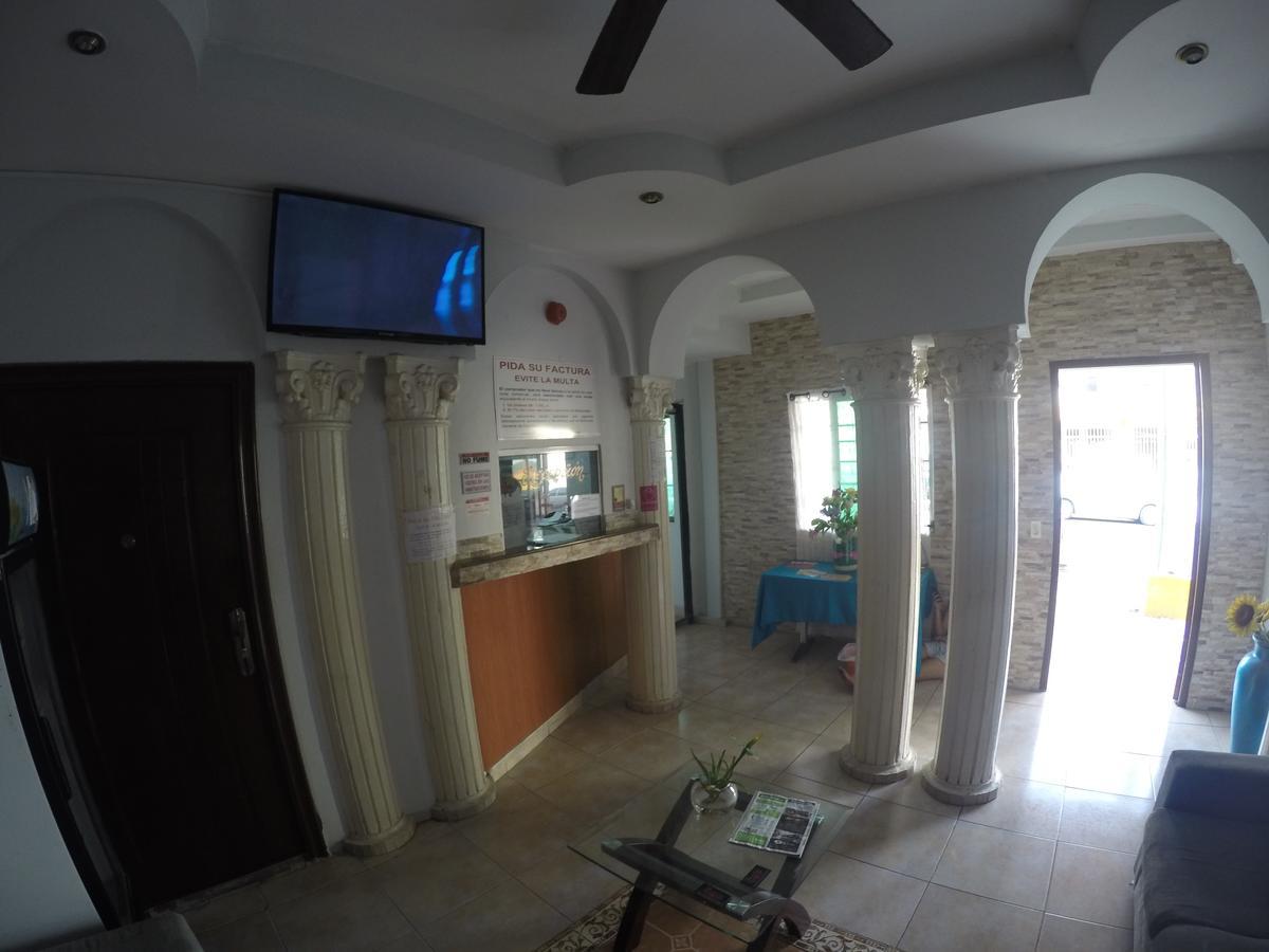 Backpacker Inn Panama City Exterior photo